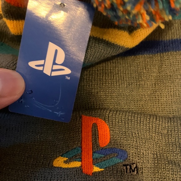 New with tag PlayStation beanie hat street game - Picture 2 of 5